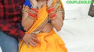 Sexy bhabhi ki yellow saree mai fuck ki Agra sex video