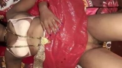 Asha Jaiswal bhabhi ki chut missionary style mai chud gai