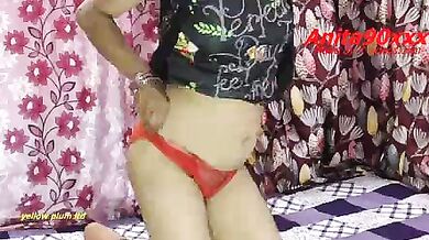 Mumbai sexy bhabhi ki naukar se mast chudai