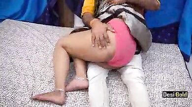 Gori chikni bhabhi ka fuck mms