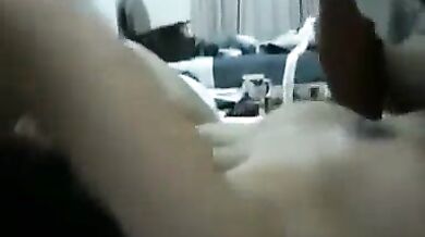 Boss ki beti se hot Indian sex hidden cam mai capture