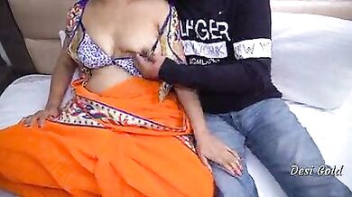 Dehati chachi ki bhatije se village mai pussy fuck xxx