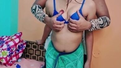 Chudasi bhabhi ki devar ke saath ashleel Hindi blue film